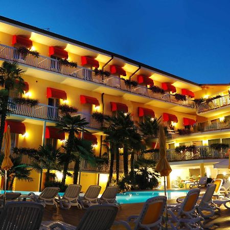 Hotel Capri Bardolino 3S Exterior foto